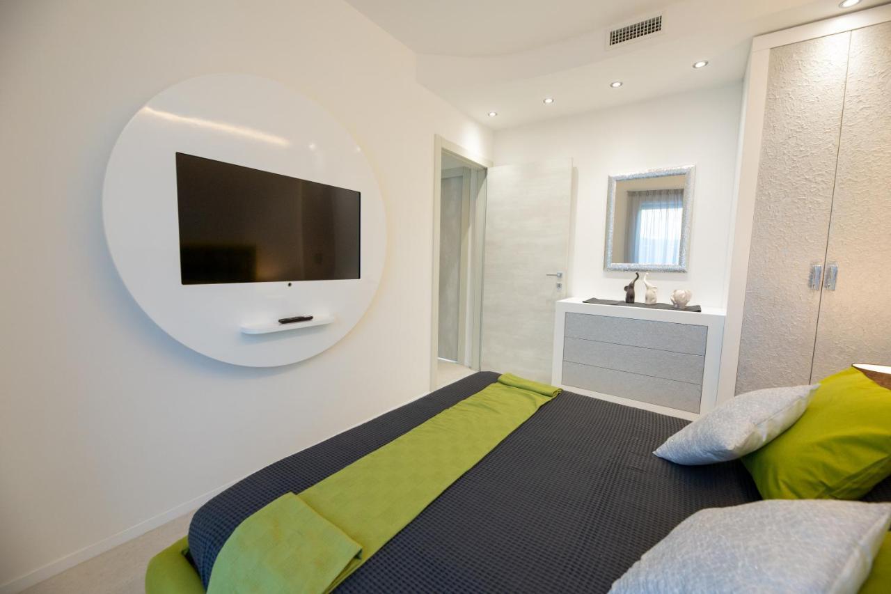 Magic Luxury Apartments Bardolino Eksteriør billede